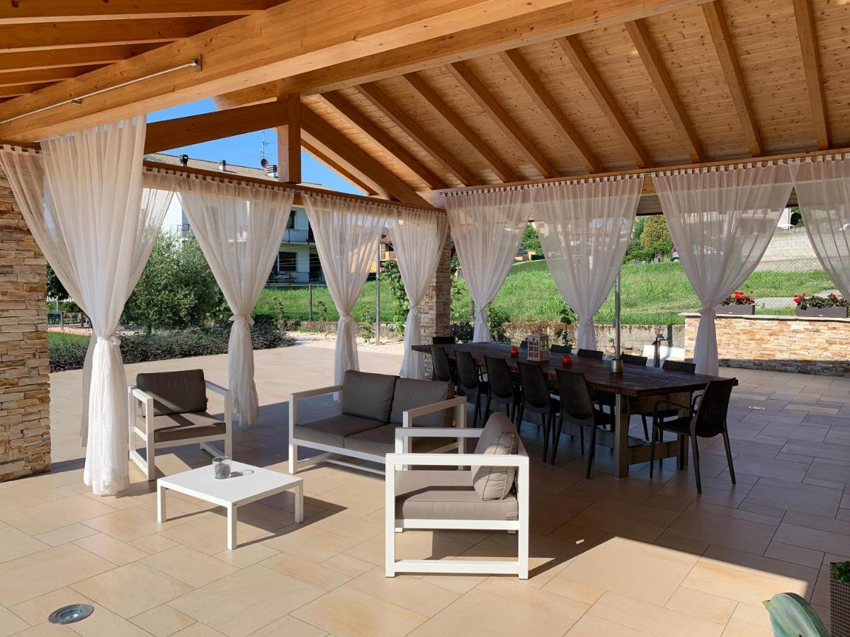 B&B Alciliegio Casnate Con Bernate Exterior photo